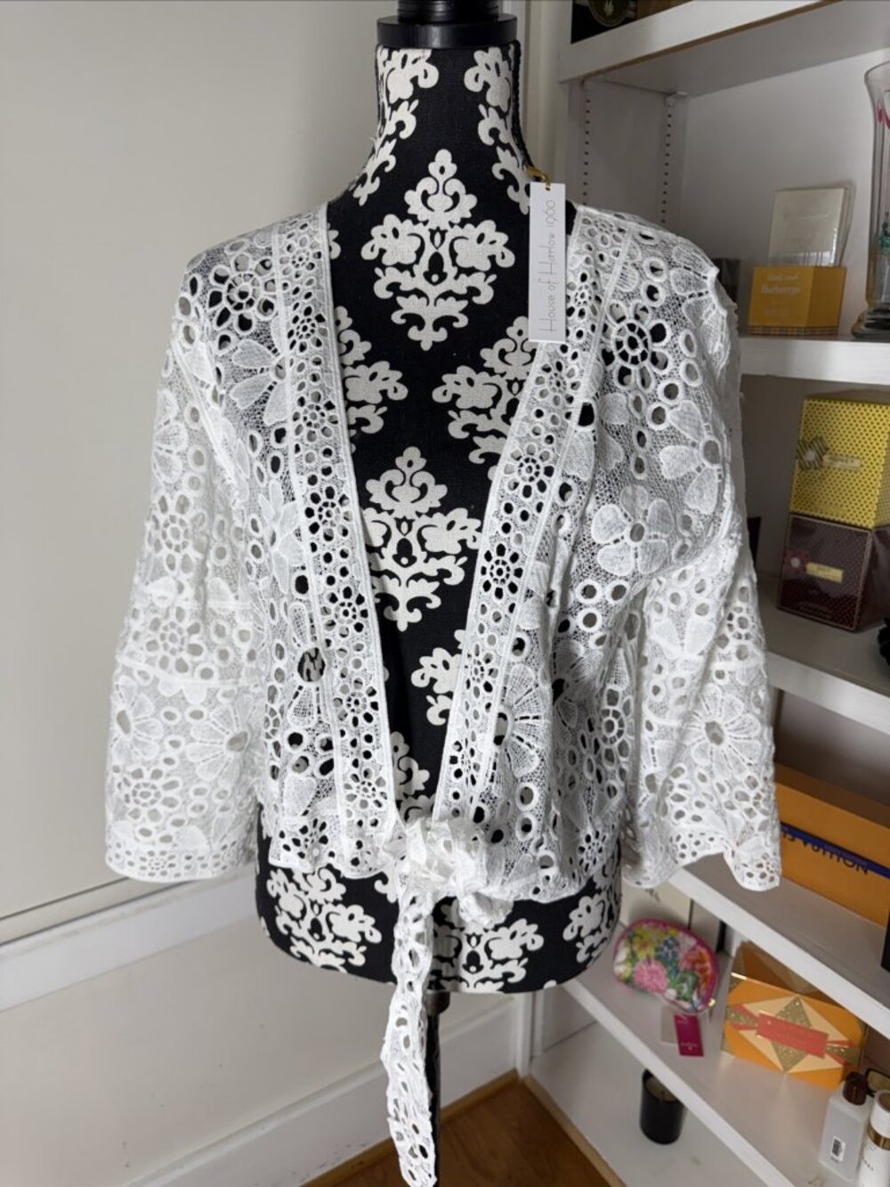 New HOUSE OF HARLOW 1960 White Crochet Lace Tie Front Cardigan Top O/S Boho